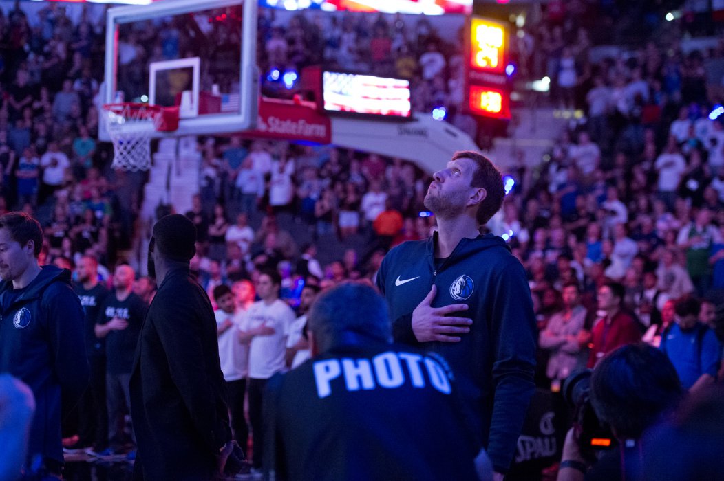 Dirk Nowitzki vor dem letzen Heimspiel seiner Karriere