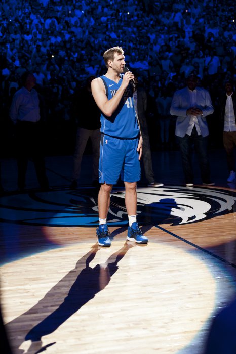 Dirk Nowitzki vor dem letzen Heimspiel seiner Karriere